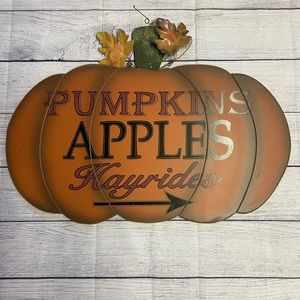 Pumpkin wall decor